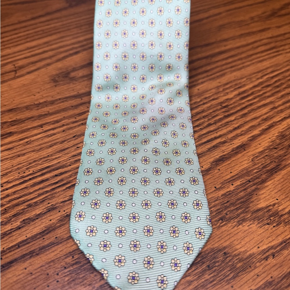 Classic Green and Yellow Silk Tie with floral